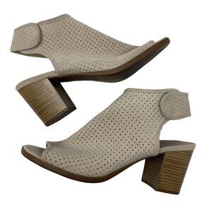 Seychelles Booties Womens Size 8.5 Perforated Peep-Toe Sandals Chunky Heel Tan